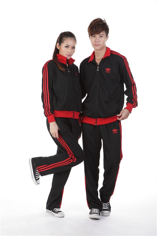 survetement adidas rouge et noir